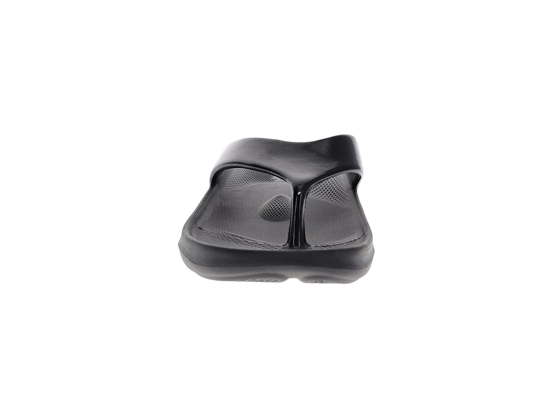 Front view of women’s Apres Sport black flip flop sandal with ergonomic comfort design - PB5star.com