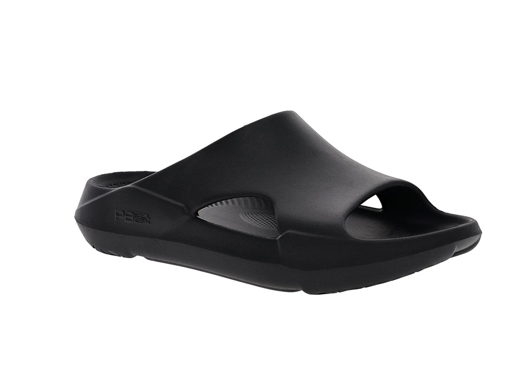 Angled view of men’s Apres Sport black grey slide sandal with cushioned comfort footbed - PB5star.com
