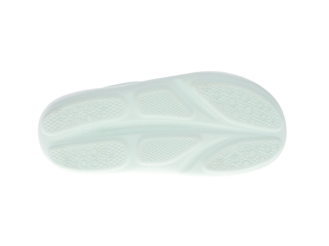 Bottom view of women’s Apres sport mint flip flop with comfort outsole design - PB5star.com