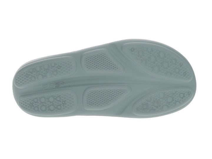 Bottom view of women’s Apres Sport Arctic slide sandal featuring textured comfort sole - PB5star.com