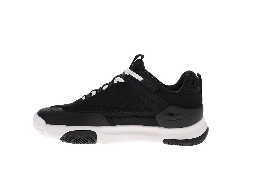 Inner side view of women’s PB5star Court 2 black-white pickleball shoes with breathable mesh and cushioned sole - PB5star.com